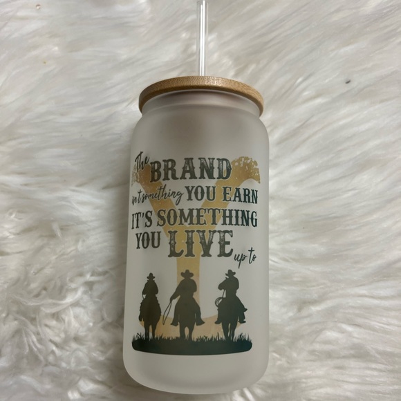 Brand new 16 ounce frosted gla-ss - Picture 1 of 1
